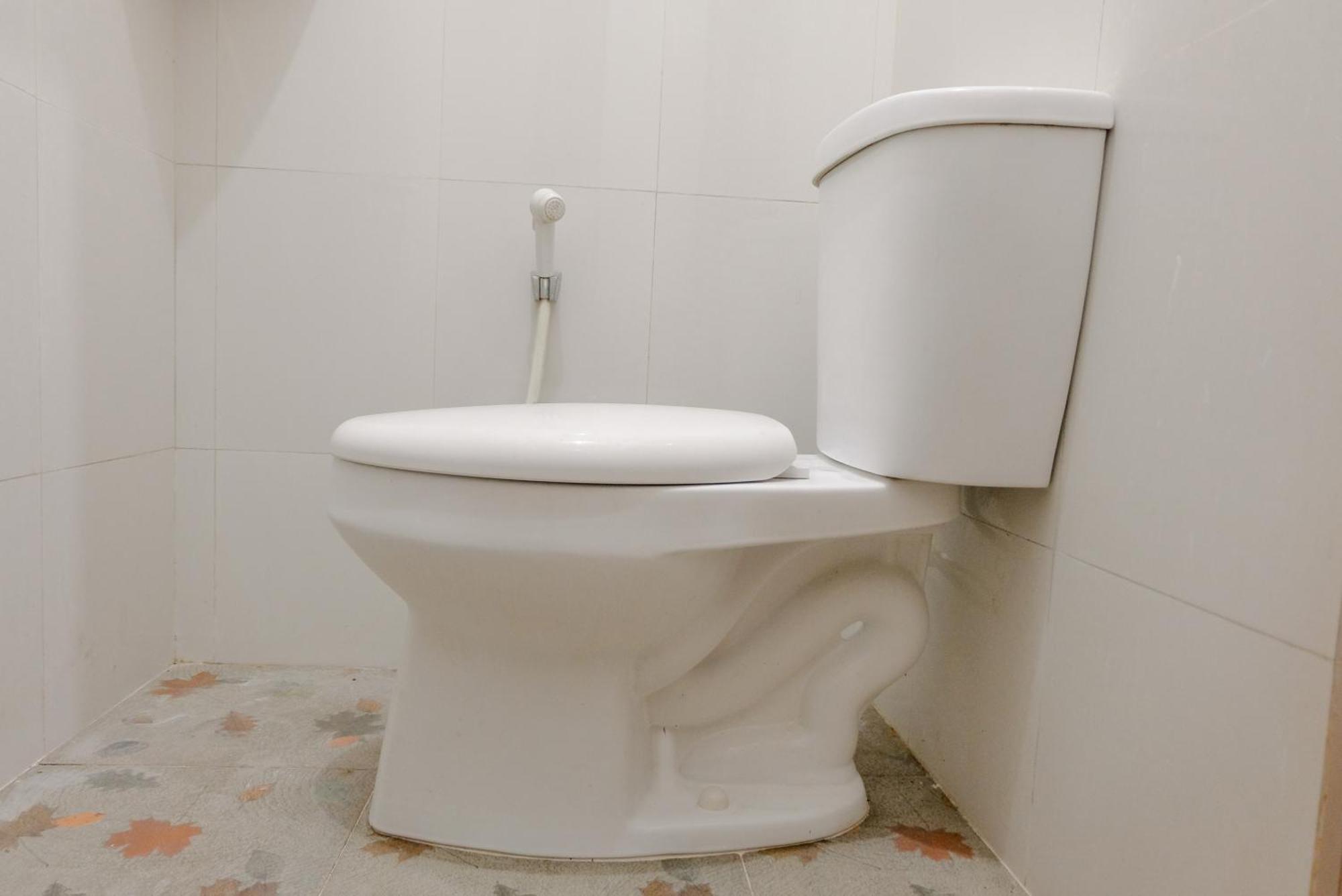 Oyo Life 2399 Gerbera House - Kos Putri Ξενοδοχείο Μαλάνγκ Εξωτερικό φωτογραφία